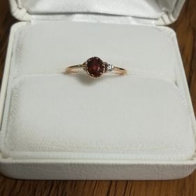 【KAZOKU JEWELLERY(カゾクジュエリー)の口コミ】 デザイナーさんの人柄とjewelryに対しての想いに引かれてKAZOKU JEWELLERY…