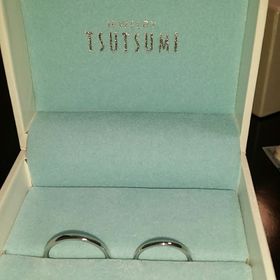 【ジュエリーツツミ(JEWELRY TSUTSUMI)の口コミ】 結婚指輪はリングにダイヤモンドが入ってるものが最近の流行りらしいので…