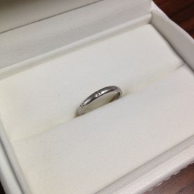 【ギンザタナカブライダル(GINZA TANAKA BRIDAL)の口コミ】 ずっとつけているものなのでつけやすいもの、歳を重ねても飽きのこないも…