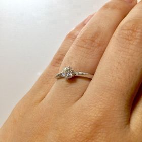 【RosettE(ロゼット)の口コミ】 指がきれいに見えたことが1番でした。また、顔合わせ時期のギリギリにお店…