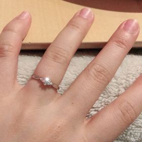 【俄(にわか)の口コミ】 指輪それぞれに名前と、テーマがあるのがいいなと思いました。デザインも…