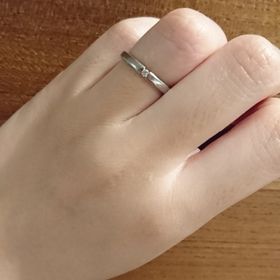 【FISCHER(フィッシャー)の口コミ】 指にはめてみたときに、一番しっくりきたものがこのデザインでした。あと…