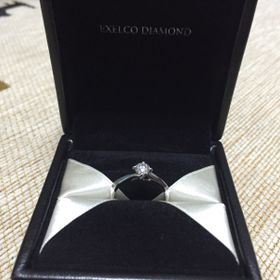 【エクセルコダイヤモンド(EXELCO DIAMOND)の口コミ】 デザイン、ダイヤモンドのクオリティにこだわって決めました。ひとつひと…