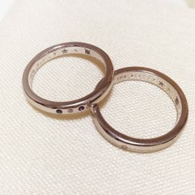 【AIGIS(アイギス)の口コミ】 わたしは、もともと、結婚指輪がほしいと思っていなかったのですが、
夫が…