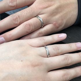 【エクセルコダイヤモンド(EXELCO DIAMOND)の口コミ】 気になるデザインの指輪がとても多くあり、たくさん悩みました。
気になる…