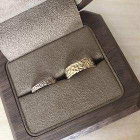 【Makana(マカナ)の口コミ】 ハワイアンジュエリーとだけあって曲線がとても綺麗なデザインで可愛くパ…