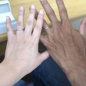 【AFFLUX(アフラックス)の口コミ】 デザインがあまり華美でなく、指がすっきり見えるものを選びました。アレ…