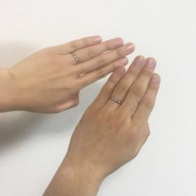 【アイプリモ(I-PRIMO)の口コミ】 指が細い為、できるだけ細い指輪を探しており、
見せていただいた中で一番…