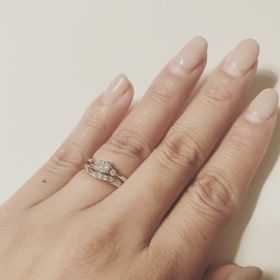 【アイプリモ(I-PRIMO)の口コミ】 シンプルなデザインでありながら、存在感はしっかりとありますが、石座に…