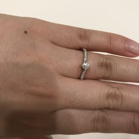 【Ponte Vecchio(ポンテヴェキオ)の口コミ】 指がより綺麗に見えるような、ウェーブのデザインで、とっても上品で素敵…