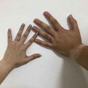 【GALA JEWELRY(ガラジュエリー)の口コミ】 シンプルで細いものを探しており、結婚式を控えていたので手頃な値段とゆ…