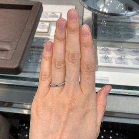 【アイプリモ(I-PRIMO)の口コミ】 私自身シンプルなデザインよりもダイヤモンドがある華やかなデザインの方…