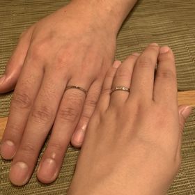 【アイプリモ(I-PRIMO)の口コミ】 元々Vラインを見ていましたが色々見ていく中でダイアもあり、シンプルで派…