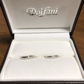 【Dolfani(ドルファーニ )の口コミ】 仕事でもつけたままにできるように石が小さめのシンプルな指輪にしました…
