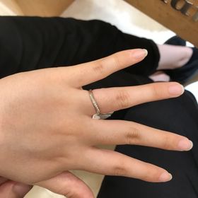 【Mariage ent(マリアージュエント)の口コミ】 結婚指輪はあまり派手なデザインを好んでいなかったため、比較的シンプル…