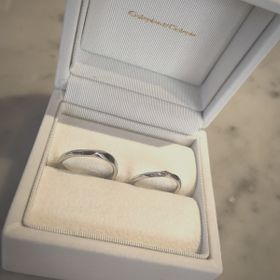 【Galopine & Galopin(ガロピーネガロパン)の口コミ】 気に入ったポイントが相手と同じだったのと、幸せという意味合いの指輪で…