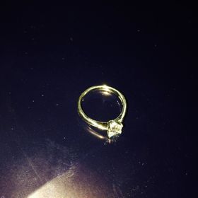 【宝寿堂(ほうじゅどう)の口コミ】 好みのデザイン・ダイヤモンドのクオリティの指輪を購入するのに、他店に…