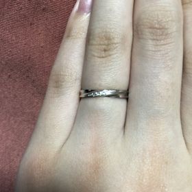 【insembre(インセンブレ)の口コミ】 シンプルだけどちゃんとダイヤは付いていて欲しくて探していたら、このブ…