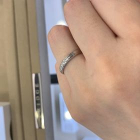 【BRIDGE(ブリッジ)の口コミ】 上品でシンプルなデザイン、ストレートラインでしっかりとした造り、そし…