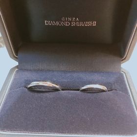 【銀座ダイヤモンドシライシの口コミ】 指輪のデザインがとても豊富です。婚約指輪、結婚指輪共にシンプルなデザ…