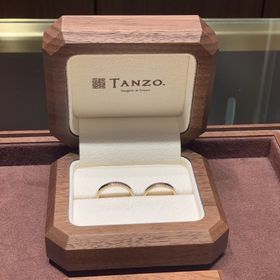 【TANZO.(鍛造指輪)の口コミ】 親族からオススメされて来店しました。他にも既製品の鋳造のブランドも多…