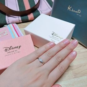 【ケイウノ ブライダル(K.UNO BRIDAL)の口コミ】 自分たちの中でモチーフをいくつか考えていくと、デザイナーさんがその場…