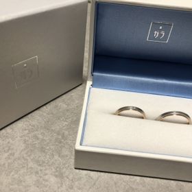 【GALA JEWELRY(ガラジュエリー)の口コミ】 プラチナ素材という点と、ピンクゴールドも合わさっているという点に加え…