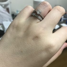 【GALA JEWELRY(ガラジュエリー)の口コミ】 「重なる」という意味がある「ミルグレイン」が一周に繋がり、幸せを積み…