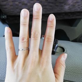 【ケイウノ ブライダル(K.UNO BRIDAL)の口コミ】 お義母さまより譲り受けた婚約指輪をリフォームしました。
石代がかからな…