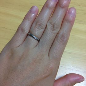 【CAFERING(カフェリング)の口コミ】 プラチナ専門店ということで私も主人も肌が弱いので安心して購入すること…