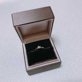 【アイプリモ(I-PRIMO)の口コミ】 派手すぎず上品で、普段の外出やデートでつけられそうなところに惹かれま…