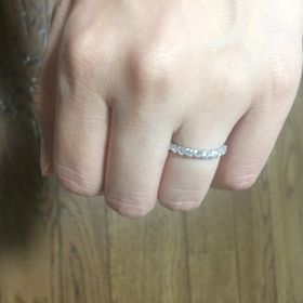 【STAR JEWELRY(スタージュエリー)の口コミ】 ピンクゴールドのものを探してましたがかわいいデザインに一目ぼれして決…