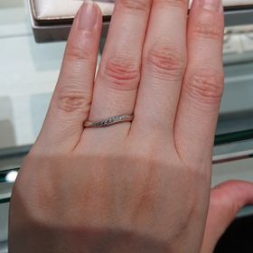 【アイプリモ(I-PRIMO)の口コミ】 他のブランドでも同じようなデザインがありましたが、ダイヤモンドの大き…