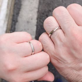 【GALA JEWELRY(ガラジュエリー)の口コミ】 妻に委ねていました。
デザインが気に入ったため購入しました。
最初価格…