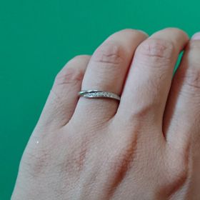 【Mariage ent(マリアージュエント)の口コミ】 向きを変えることで、V型・ウェーブ型・ストレートに変わるから。
ダイヤ…