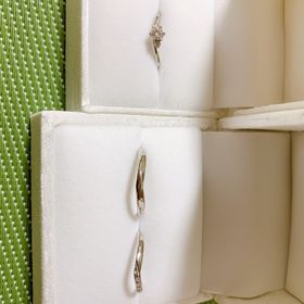 【1122 iifuufu bridal(いい夫婦ブライダル)の口コミ】 何箇所も店舗を回ってセットリングを検討していましたが、デザイン、素材…