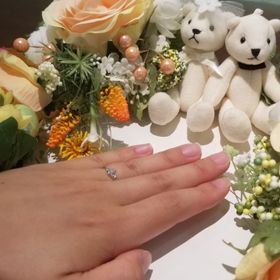 【COLANY(コラニー)の口コミ】 一通り指輪を見たなかで一番デザインが気に入ったものでした。お値段も予…