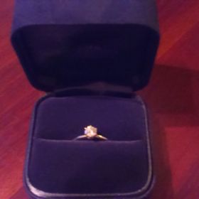 【ティファニー(Tiffany & Co.)の口コミ】 憧れのティファニーのエンゲージメントリング。セットされたダイアモンド…