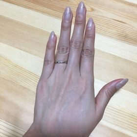 【アイプリモ(I-PRIMO)の口コミ】 指輪のデザインがすごくシンプルで、どんなお洋服を着ても邪魔しないデザ…