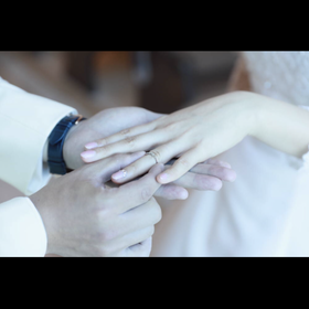 【BIJOUPIKO(ビジュピコ)の口コミ】 指輪のダイヤが横長で、そこまでダイヤが多くないため普段使いできる。リ…