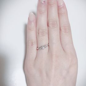 【アイプリモ(I-PRIMO)の口コミ】 ウェーブ型やV字型で５石ダイヤモンドがついているデザインを探していまし…