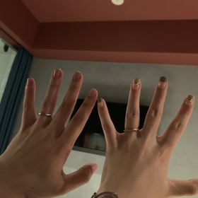 【銀座ダイヤモンドシライシの口コミ】 男性の派手ではないけれど、着用時にストレートではなく綺麗なクロスが施…