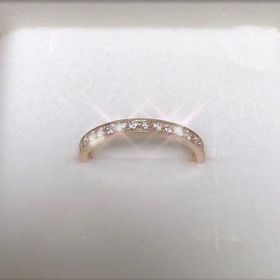 【LUCIE(ルシエ)の口コミ】 パルファンというシリーズのローズゴールドのハーフエタニティの結婚指輪…