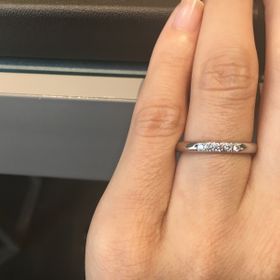 【アイプリモ(I-PRIMO)の口コミ】 ストレートラインでダイヤが3つ以上は入っているものを探していたところ、…