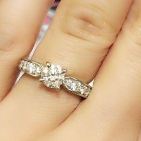 【ショーメ(CHAUMET)の口コミ】 見るのとハメるので大違い。見ていいなと思うデザインは身につけてみると…