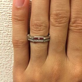 【グッチ(GUCCI)の口コミ】 1番の決め手は婚約指輪と結婚指輪がセットでつけられるところ。婚約指輪は…