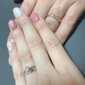 【HOSHI no SUNA 星の砂(ほしのすな)の口コミ】 ごつごつした指輪よりも
シンプルで可愛い系のものが良くて
星の砂のイリ…