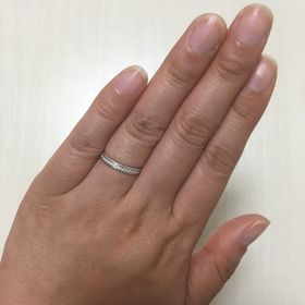 【PILOT BRIDAL(パイロットブライダル)】の口コミ 指輪の中側が丸く削られているので長時間着用していても痛くなりにくいと店...