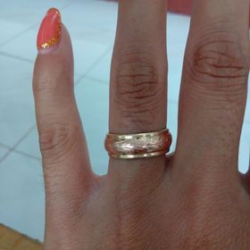 【Wailea(ワイレア)の口コミ】 ゴールドの結婚指輪を探していたのですが、ただゴールドだけだと、オシャ…