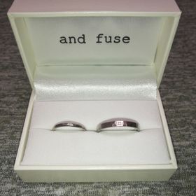 【湘南彫金工房 andfuseの口コミ】 パートナーの結婚指輪をお互いに制作しました。
指輪を自分たちで作ると言…